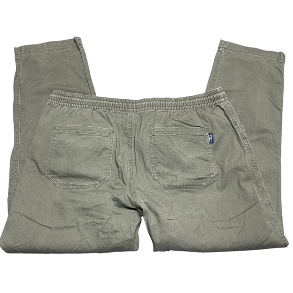 L.L. Bean Men’s Green XL 32” Bean Flex Comfort Stretch Standard Fit Dock Pant - Picture 8 of 13